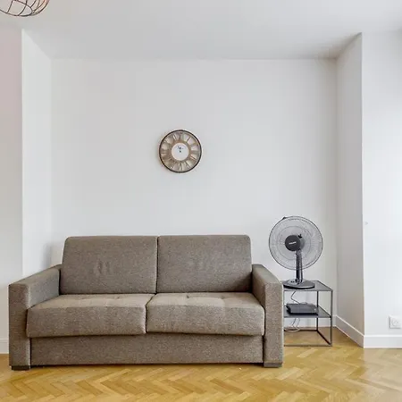 L'Appartement D'Art Et De Lumiere Clichy Exterior photo